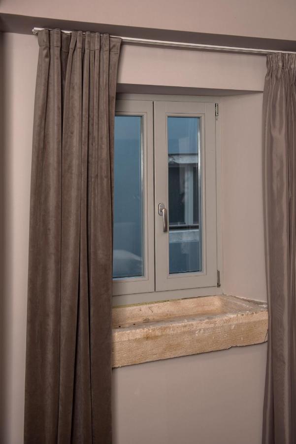 Boutique Rooms Mirabilis سكرادين المظهر الخارجي الصورة
